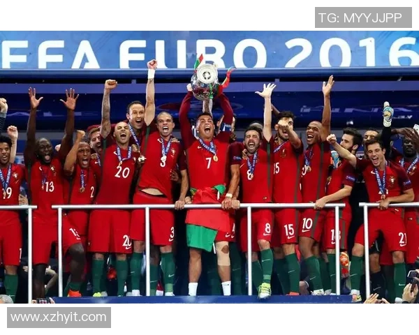 现役足球明星风采展示与精彩瞬间回顾